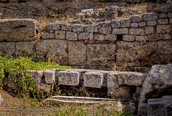 240909CommunalLatrineAncientCorinthGr