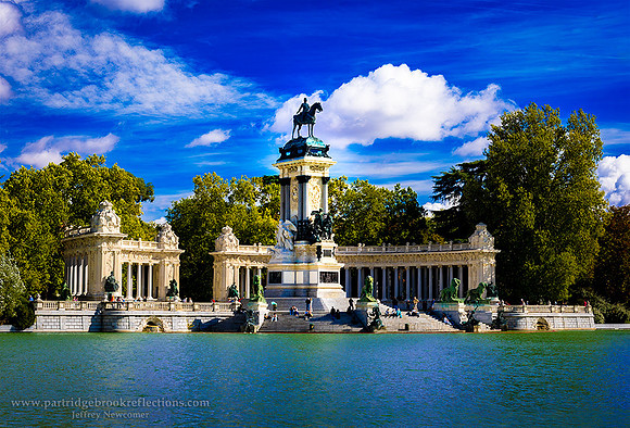 251022AlfonsoXIIMonumemntRetiroParkLakeMadridSp