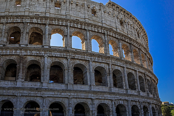 170922ColiseumArchesRomeItaly