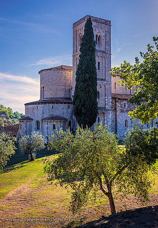 170930AbbyOfSaintAntimoSeggianoTuscanyItaly