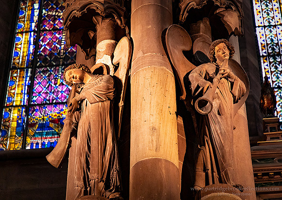 231028AngelicHornsStrasbourgCathedralStrasbourgFrance-copy