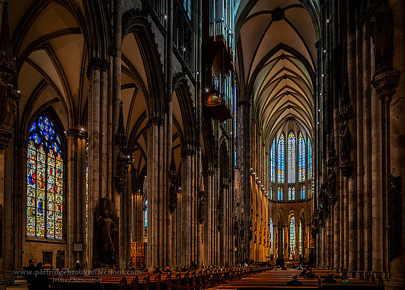 231025CologneCathedralInteriorDE