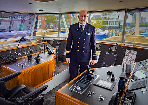 231023CaptVanReedeAMAMoraAmsterdamNe