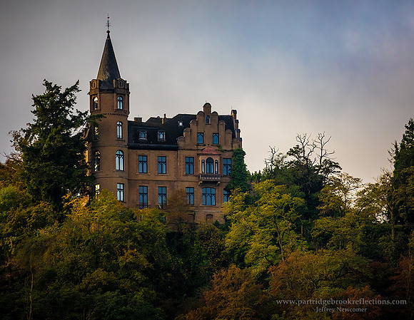 231026CastleHighRhinelandDe