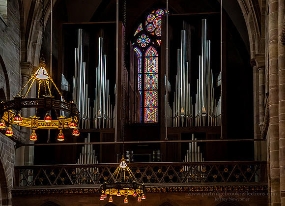231030PipesBaselCathedralBaselSw