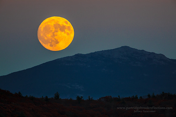 161113MonadnockSuperMoonWinchesterNH