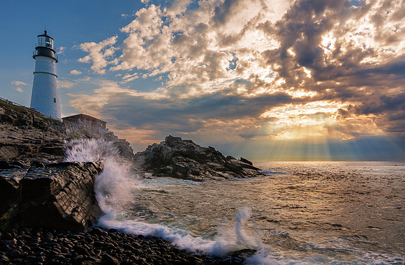 Dawn Beacon, Portland, Maine