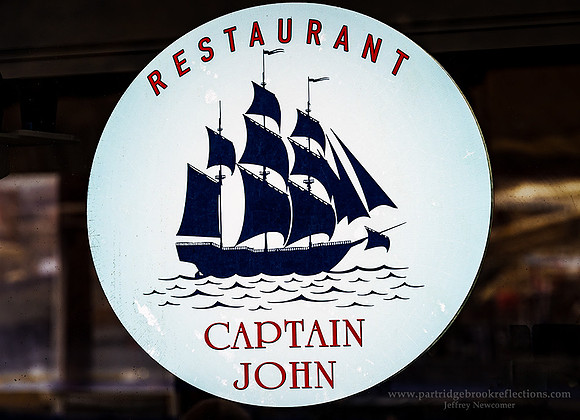 240918CaptJohnsOrmosKorfouThirasiaSantoriniGr