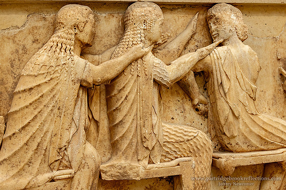 240908EastPedimentTreasuryDelphiGr