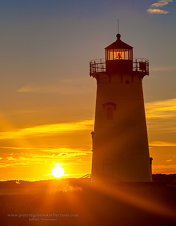 EdgartownLightSunriseMartha's VineyardMa