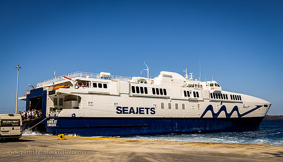 240915SeaJetToSantoriniGr