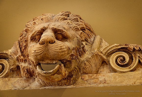 240908LionSpoutDelphiMuseumGr