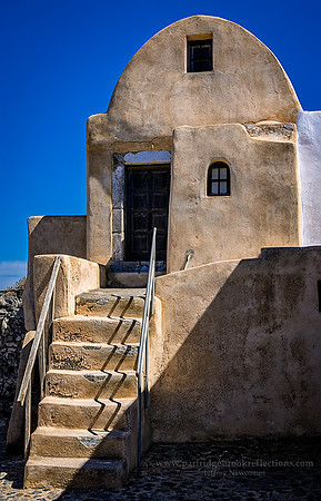 240919upstairsPyrgosSantoriniGr