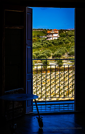 240913KoutoulakisOliveGroveDoorArchanesHeraklionCreteGr